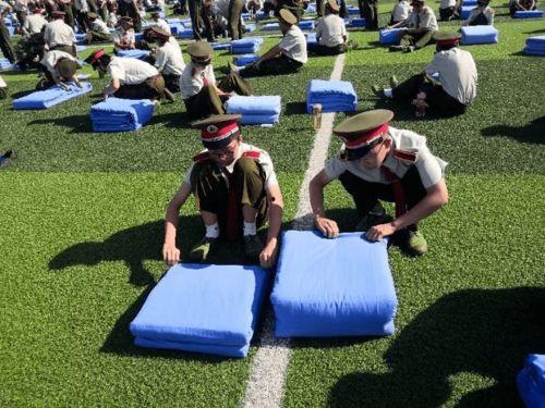 军训最新爆料视频完整版,完整版视频揭秘严酷训练与青春风采  第3张